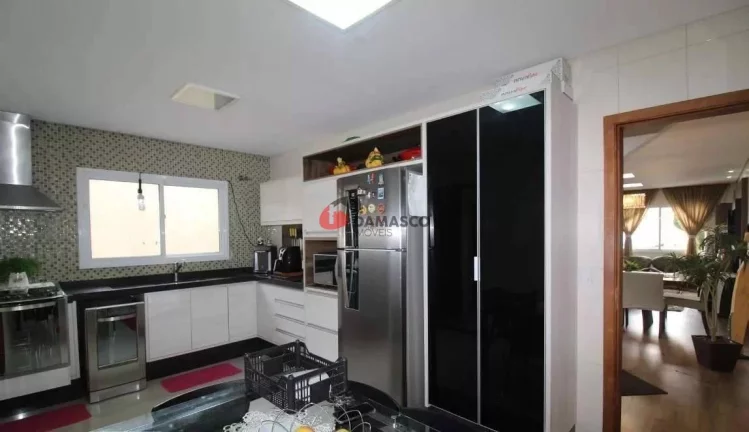 Imagem Sobrado à venda 4 Quartos, 1 Suite, 3 Vagas, 240M², Cerâmica, São Caetano do Sul - SP