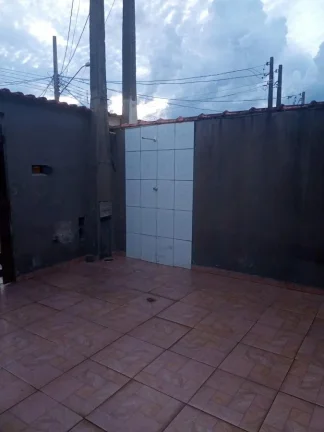 Imagem Casa para Venda em Itanhaém, Jardim Magalhaes, 2 dormitórios, 1 banheiro, 2 vagas