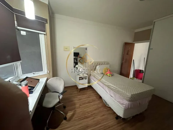 Imagem Casa Sobrado, 3 dormitórios (1 suíte), 280m², Bosque dos Eucaliptos, Sjc.