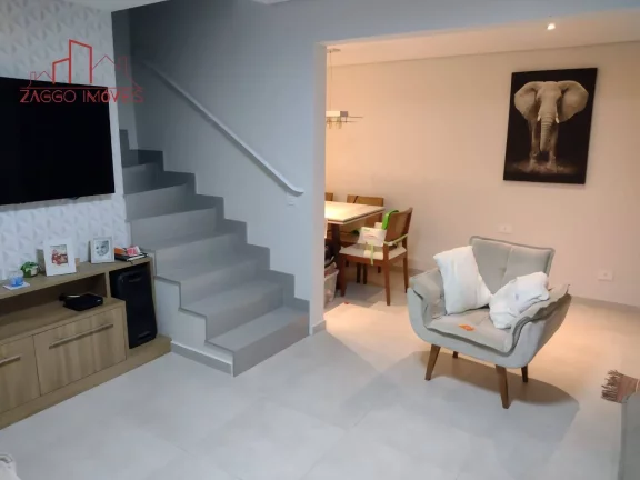 Imagem Oportunidade - Casa em condomínio - 2 dorms.