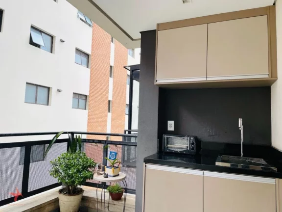 Apartamento à venda em Pinheiros, São Paulo - 1 suíte, 1 sala, 1 banheiro, 1 vaga de garagem, 40,80m de área.