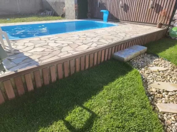 Imagem Casa com 2 dormitórios e 3 vagas de garagem no Centro de Tijucas