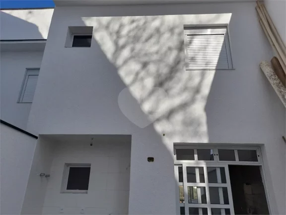 Imagem Sobrado à venda com 2 quartos, sendo 2 suítes, em Butantã, São Paulo - SP