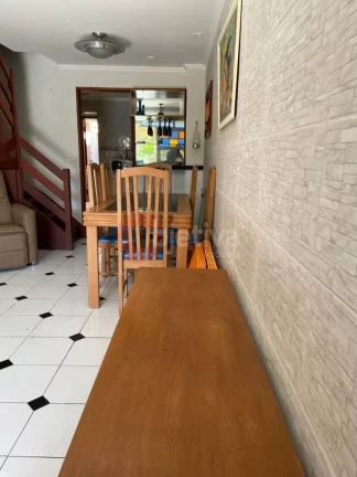 Imagem Casa com 2 dormitórios à venda, 71 m² por R$ 320.000,00 - Ogiva - Cabo Frio/RJ