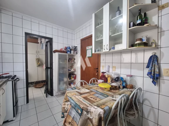 Imagem Apartamento Padrão de 2 dormitórios sendo 1 suíte em prédio com lazer