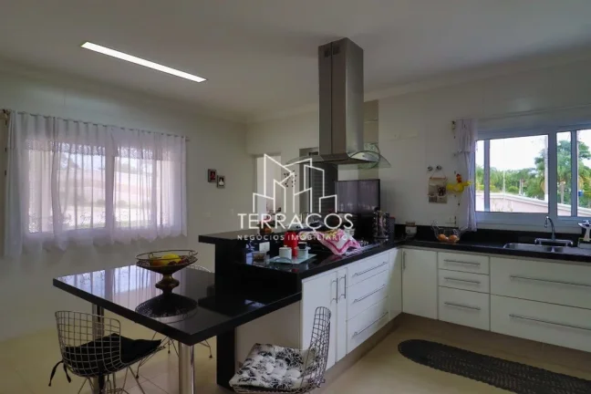 Imagem CASA À VENDA COM PISCINA, 3 SUÍTES, 650M² AC, NO CONDOMINIO INHANDJARA - ITUPEVA/SP