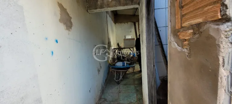 Imagem Imóvel à venda em Campo Grande-MS: Casa com 3 quartos, 2 salas, 2 banheiros e 3 vagas na Coronel Antonino!