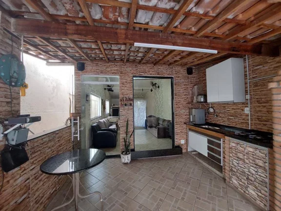 Imagem Sobrado com 3 Dormitorios sendo 3 Suites e 2 Vagas de Garagens