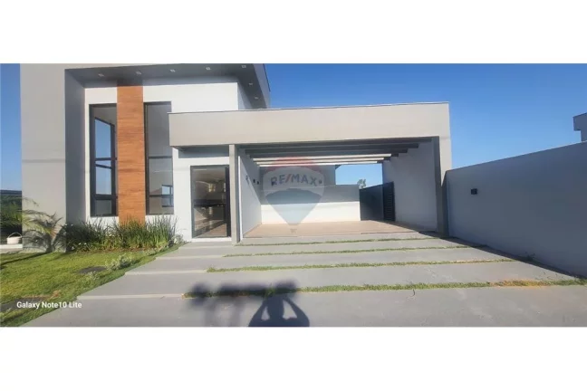 Imagem Maravlhosa Casa no Mais Completo Condomínio de Maricá!!!