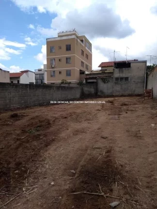 Imagem Ótima oportunidade de adquirir um terreno de 449m² na rua Quaresmeira, localizado no bairro Arvore...