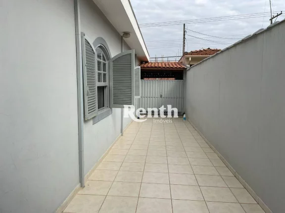 Imagem Casa com 3 dormitórios (2 suítes), por R$ 850.000 - Santana - Rio Claro/SP