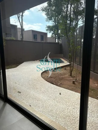 Imagem Casa em Condomínio na Cidade Jardim - São Paulo/SP.