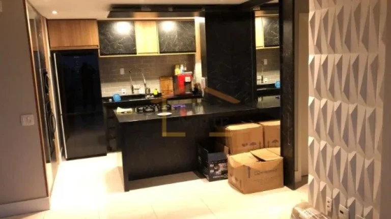 Imagem Apartamento 2 dormitórios, sendo 1 suíte, rico em armários, ar condicionado, sala 2 ambientes, sa...