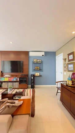 Imagem Residência térrea de Alto Padrão - JARDIM SOCIAL. 250m² privativos. 4 vagas. 4 quartos sendo 1 suíte Master.