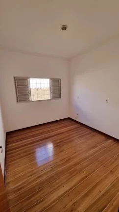 Imagem CASA RESIDENCIAL em FRANCA - SP, PARQUE DO CASTELO