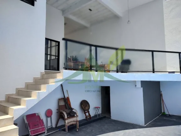 Imagem Bela Casa de Alto Padrão em Condomínio no Bairro do Portão em Atibaia