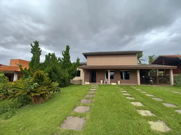 Imagem Casa com 04 dormitórios, sendo 01 suíte à venda no Condomínio Village da Serra!