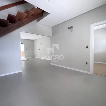 Imagem Sobrado alto padrão | Barra do Rio Cerro | 4 suítes | 225m²