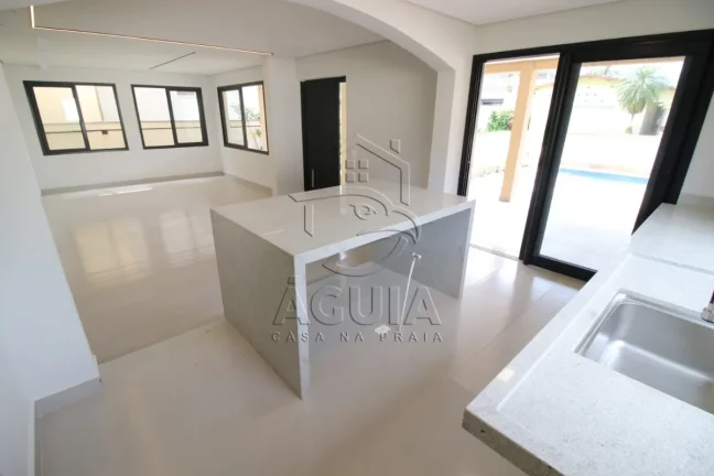 Imagem Oportunidade !! Belíssima Casa Alto Padrão Na Praia Da lagoinha !!!!!!!