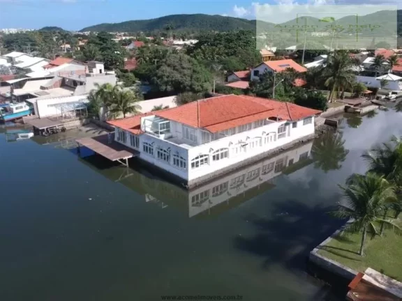 Imagem Casas no Litoral para venda em Cabo Frio no bairro Portinho