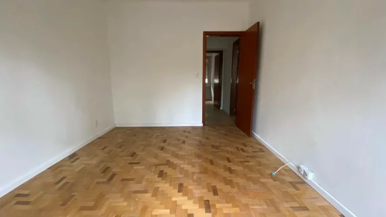 Imagem Praça Grande Apto POA13934 - Apartamento à venda no bairro Centro Histórico - Porto Alegre/RS