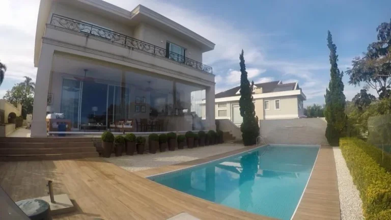Imagem Casa no Res. Gênesis I - 400m²