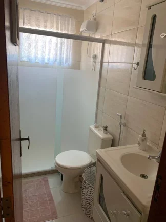 Imagem Vendo este lindo apto de 3 quartos em Nova Friburgo. Bairro Cônego.
