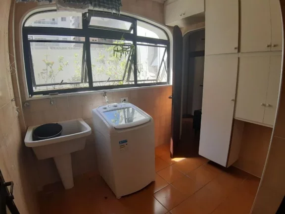 Imagem APARTAMENTO MOBILIADO, NO CALÇADÃO, 50 METROS DA PRAIA NA PITANGUEIRAS - GUARUJÁ