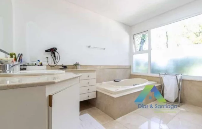 Imagem Casa com 4 suítes à venda - Jardim Cordeiro - São Paulo/SP