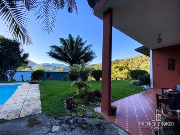 Imagem Casa à venda, 133 m² por R$ 1.150.000,00 - Golfe - Teresópolis/RJ