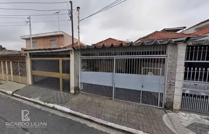 Imagem Oportunidade para familia ou construtor. Duas casas independentes totalizando 386m² de terreno