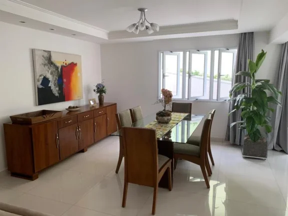 Imagem Casa em Alphaville - 300m²