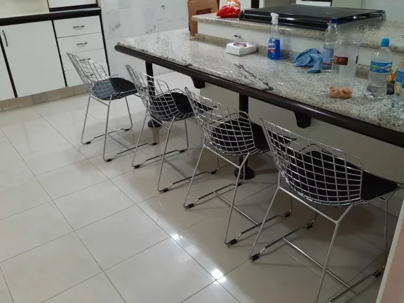 Imagem Apartamento alto padrão com 3 dormitórios na quadra do mar à venda - Gonzaga - Santos/SP