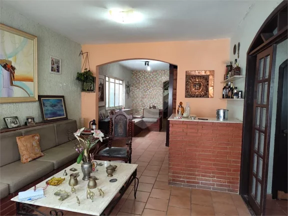 Imagem Sobrado à venda com 6 quartos, sendo 4 suítes, em Butantã, São Paulo - SP