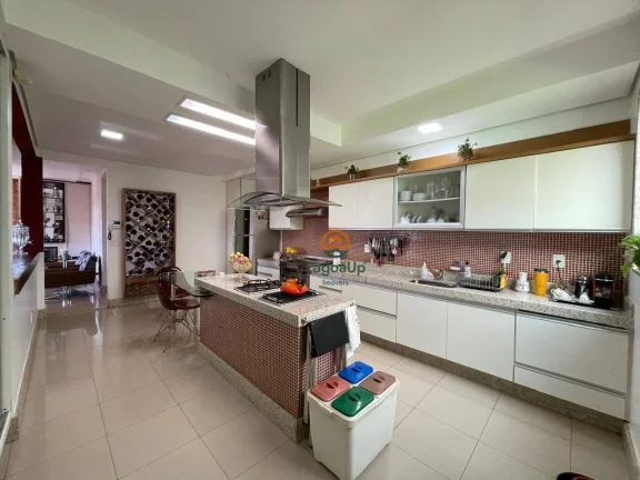 Imagem Casa com 3 dormitórios à venda, 261 m² por R$ 1.690.000,00 - Praia Angélica - Lagoa Santa/MG