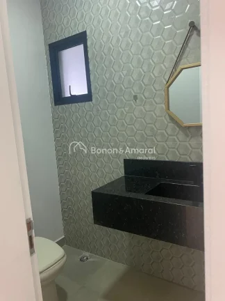 Imagem Casa térrea moderna, com 182m² de área útil em um terreno de 300m². 

Sala 2 ambientes com pé ...