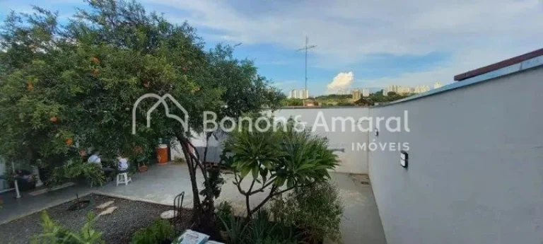 Imagem Linda casa térrea no Jardim Santa Genebra, com 3 suítes sendo 1 suíte com jardim de inverno e 2 s...