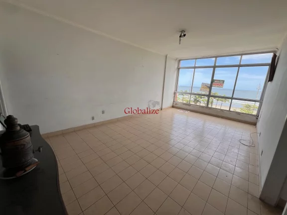 Imagem Oportunidade Para Reforma - Apartamento Vista Mar com 2 dormitórios e 1 vaga escriturada em prédio com portaria 24hrs e elevador por R$ 890.000,00
