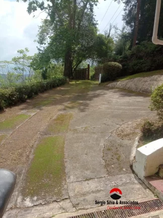 Imagem Casa a Venda na Região do Toriba em Campos do Jordão - SP.