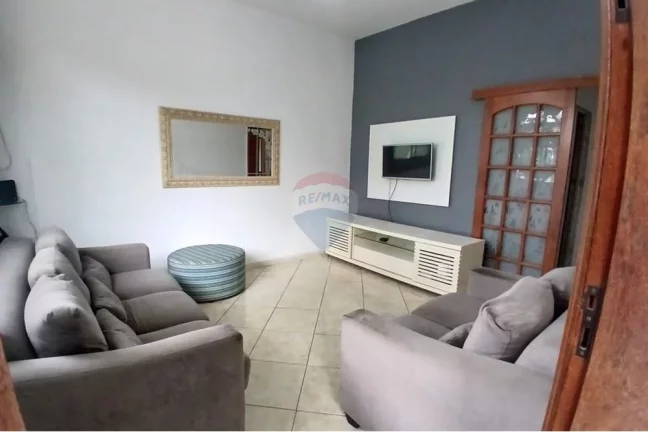 Imagem casa à venda com 2 quartos, 243 m² em Cascadura, Rio de Janeiro.