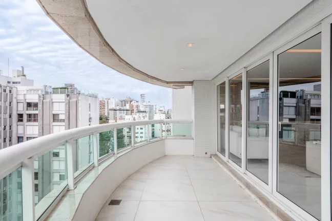 Imagem Apartamento à venda em Porto Alegre, Bela Vista, com 3 quartos, 201m2