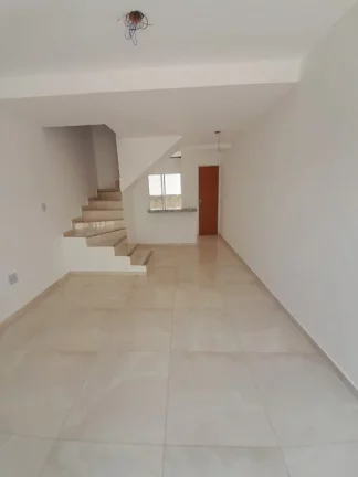 Casa Duplex em Santa Luzia
