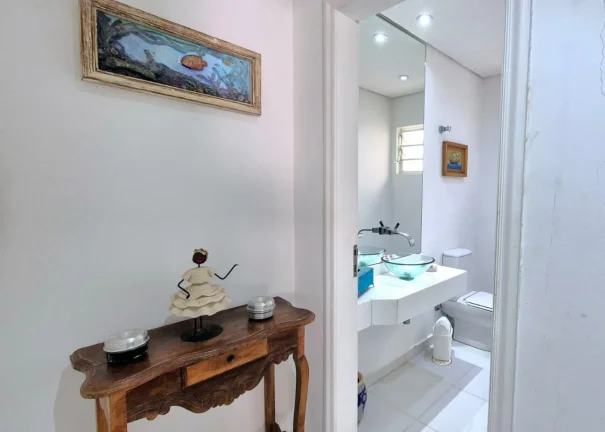 Imagem Imperdível: Casa de Luxo na Riviera de São Lourenço com Ótimo Preço, 4 suítes, 476m² e área externa com piscina e área gourmet!
