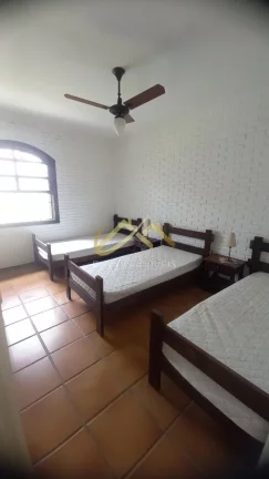 Imagem ÓTIMA CASA NO ITAGUÁ A 100MTS DA ORLA, PERTO DE RESTAURANTES, COMÉRCIOS E PRAIAS