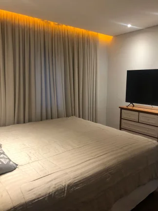 Imagem Apartamento 120M², 3Q, 1 Suíte com Hidro, 1 Suíte, Closet, Lavabo, Quintal Grande Coberto, Próximo Metrô.