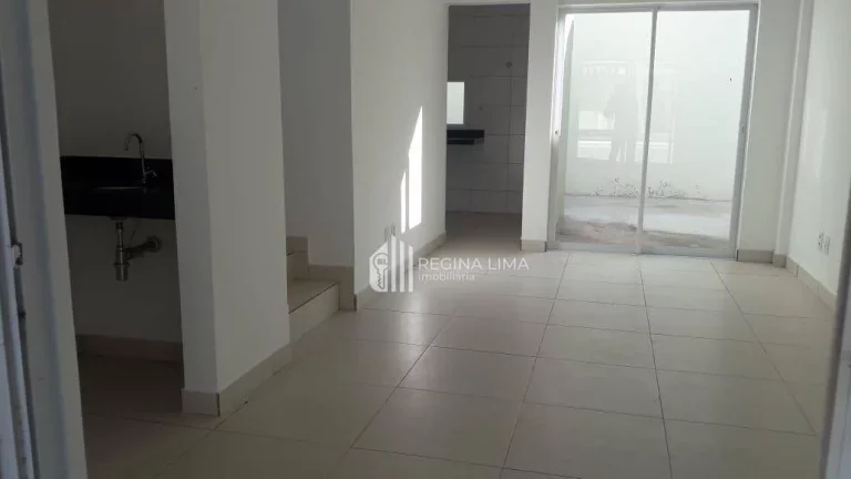 Imagem ÁGIO: casa duplex, 3 dormitórios à venda por R$ 170.000,00 / SALDO DEVEDOR: R$ 325.237,81 - Condomínio VILLA BEETHOVEN - Uruguai - Teresina/PI