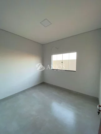 Imagem CASA NOVA, PRONTA PARA MORAR NO JARDIM VIENA, ACEITA FINANCIAMENTO, SINOP MT.