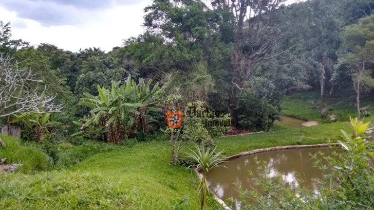Imagem Sítio com 3 dormitórios à venda, 25000 m² por R$ 949.000 - Mato Dentro- Camanducaia/MG