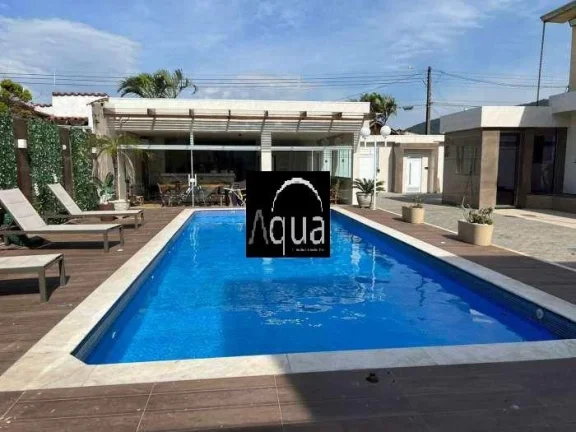 Imagem Casa para Venda em Praia Grande, Balneário Florida, 6 dormitórios, 2 suítes, 2 banheiros, 8 vagas
