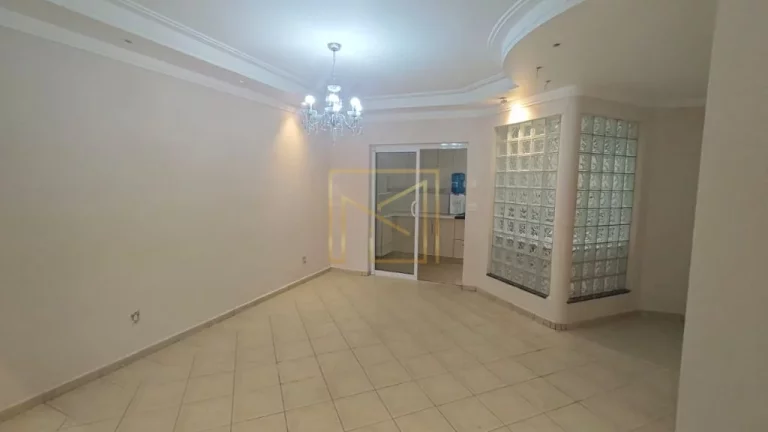 Imagem Residência Singular em Jardim Santana: Amplitude e Conectividade em Hortolândia